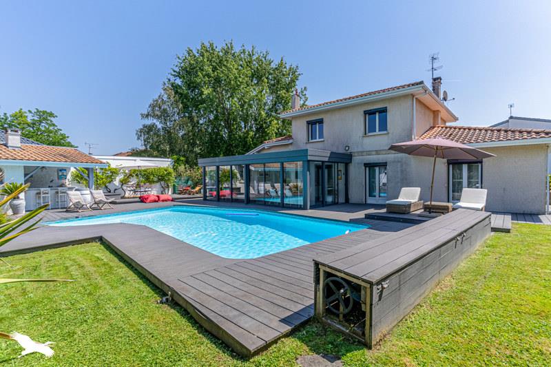 Vente Maison MERIGNAC - 6 pièces -166 m² - (33700)