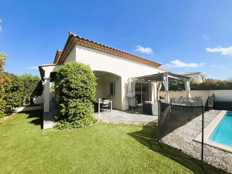 Vente Maison MAUGUIO - 6 pièces -166 m² - (34130)