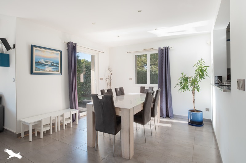 Vente Maison MAUGUIO - 6 pièces -166 m² - (34130)