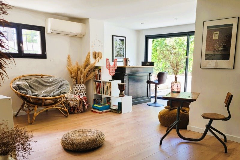 Vente Maison MAUGUIO - 6 pièces -178 m² - (34130)