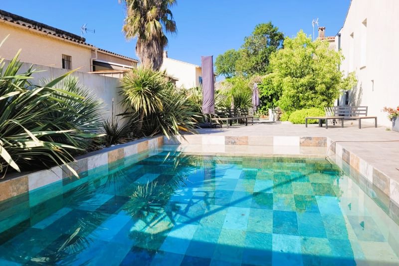 Vente Maison MAUGUIO - 6 pièces -178 m² - (34130)