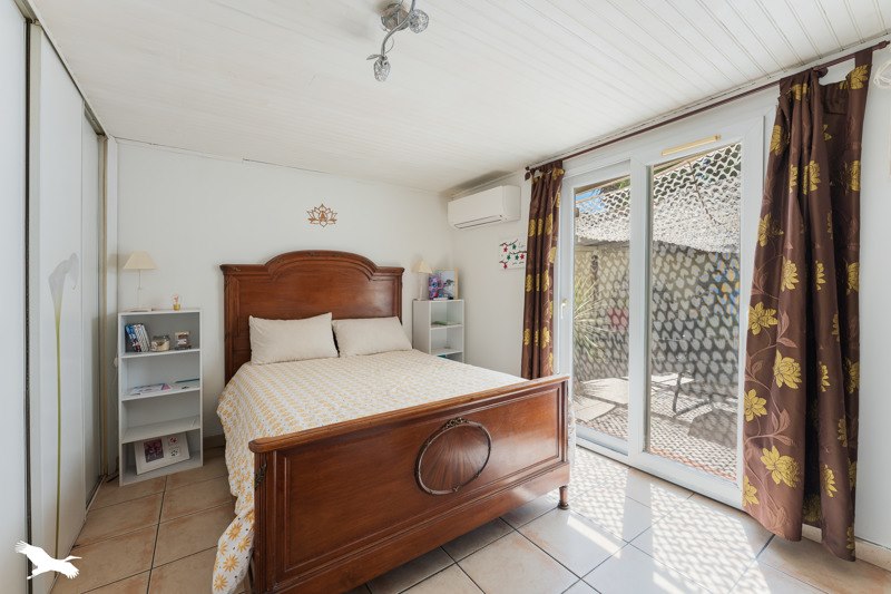 Vente Maison MAUGUIO - 7 pièces -170 m² - (34130)