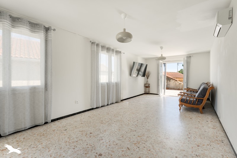 Vente Maison MAUGUIO - 7 pièces -170 m² - (34130)