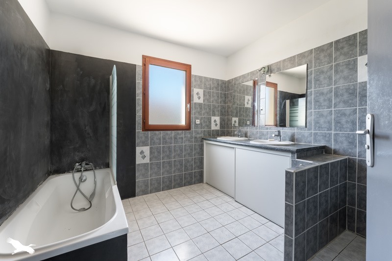 Vente Maison MAUGUIO - 4 pièces -82 m² - (34130)