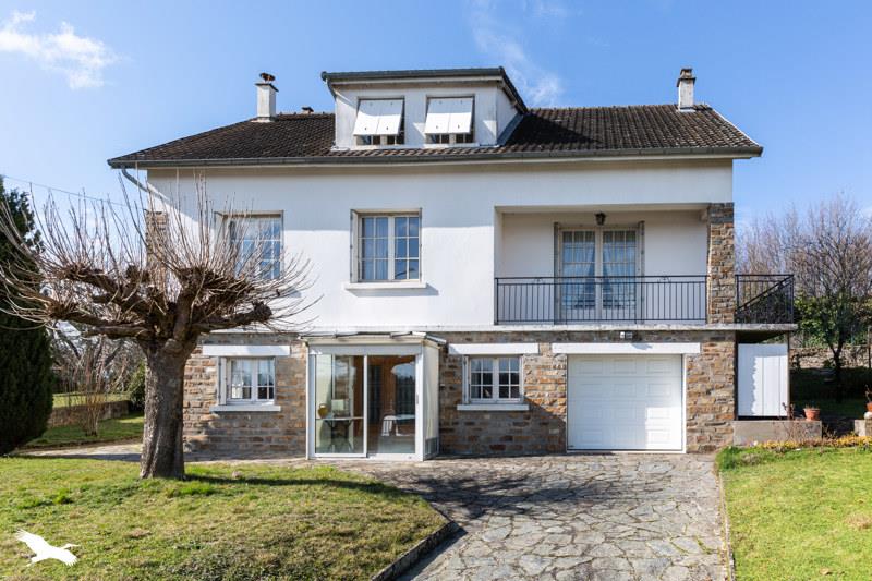 Vente Maison ST YRIEIX LA PERCHE - 7 pièces -173 m² - (87500)
