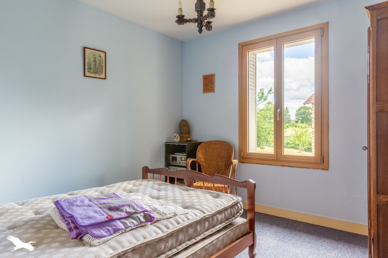 Vente Maison ST YRIEIX LA PERCHE - 8 pièces -165 m² - (87500)