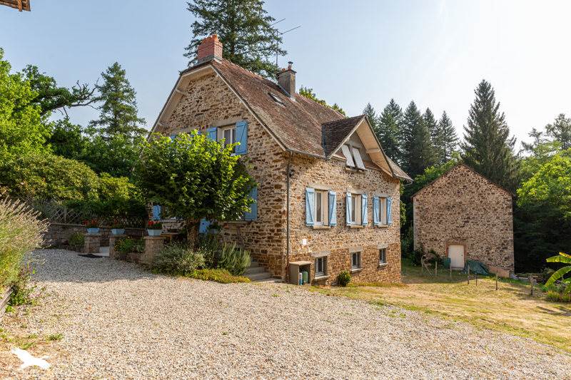 Vente Maison ST VITTE SUR BRIANCE - 7 pièces -141 m² - (87380)