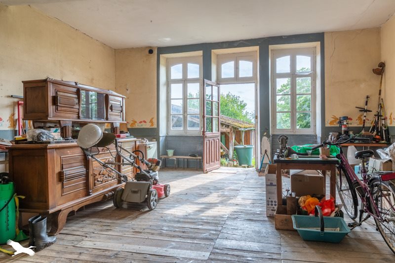 Vente Immeuble COUSSAC BONNEVAL - -  397 m² - (87500)
