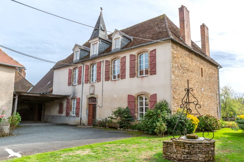 Vente Immeuble COUSSAC BONNEVAL - -  397 m² - (87500)