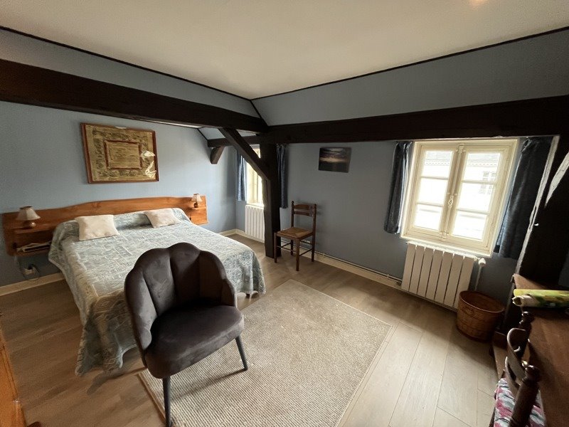 Vente Immeuble ST YRIEIX LA PERCHE - -  285 m² - (87500)