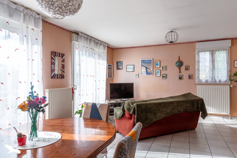 Vente Maison ST YRIEIX LA PERCHE - 6 pièces -144 m² - (87500)