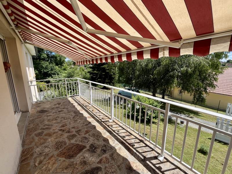 Vente Maison ST YRIEIX LA PERCHE - 6 pièces -144 m² - (87500)