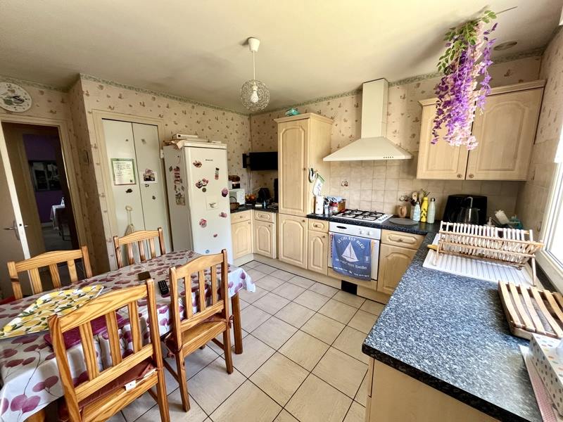 Vente Maison ST YRIEIX LA PERCHE - 6 pièces -144 m² - (87500)