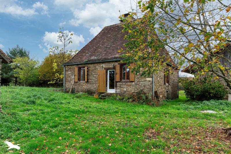 Vente Maison SARLANDE - 7 pièces -185 m² - (24270)
