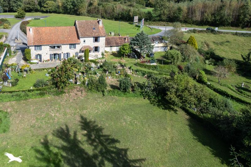 Vente Maison ST YRIEIX LA PERCHE - 12 pièces -290 m² - (87500)