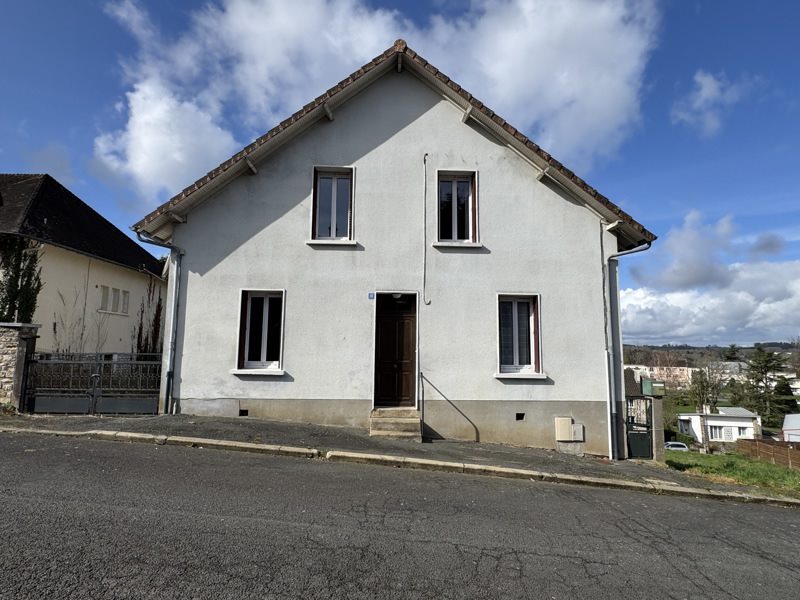 Vente Maison ST YRIEIX LA PERCHE - 6 pièces -110 m² - (87500)