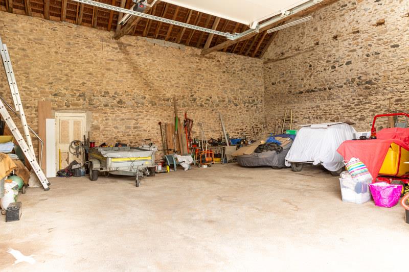 Vente Maison LA ROCHE L ABEILLE - 6 pièces -154 m² - (87800)