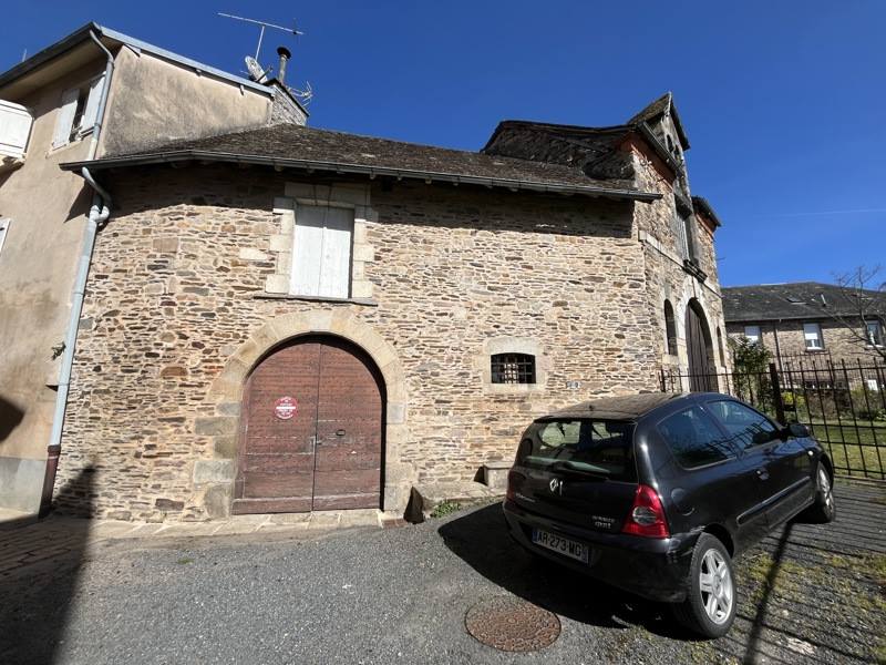 Vente Immeuble ST YRIEIX LA PERCHE - -  345 m² - (87500)