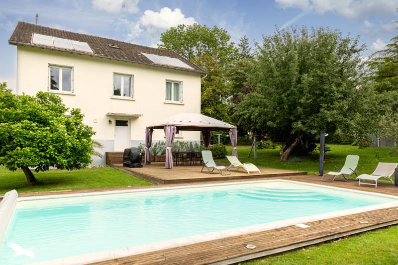Vente Maison ST YRIEIX LA PERCHE - 8 pièces -200 m² - (87500)