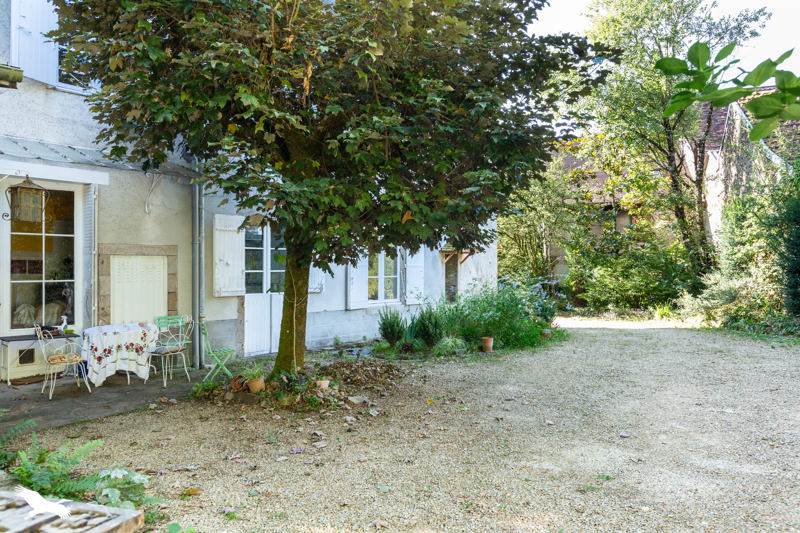 Vente Maison ST YRIEIX LA PERCHE - 10 pièces -364 m² - (87500)