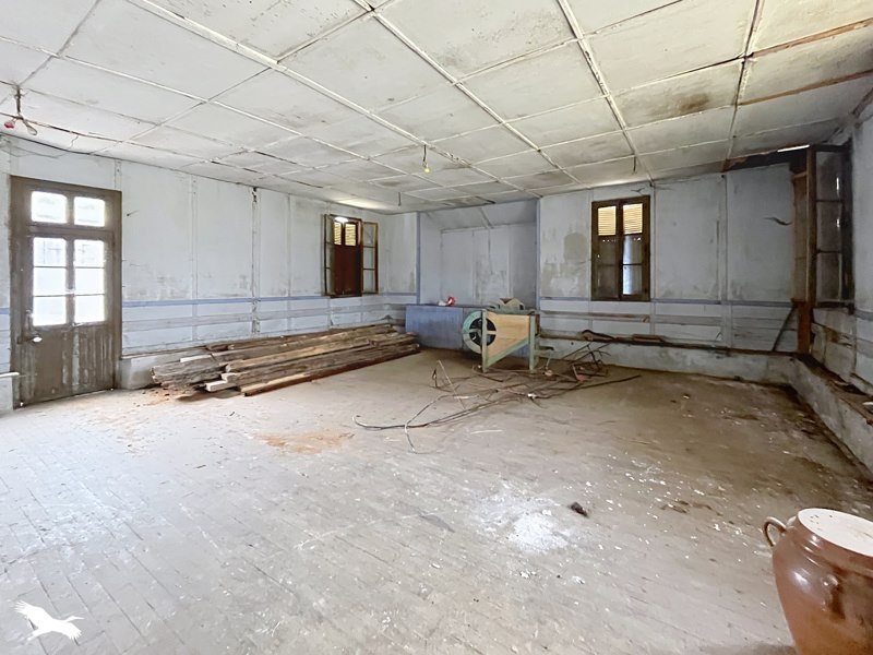 Vente Maison Château-Chervix - 4 pièces -160 m² - (87380)