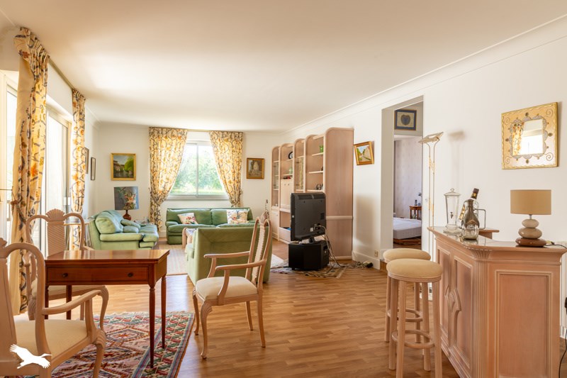 Vente Maison ST YRIEIX LA PERCHE - 10 pièces -349 m² - (87500)