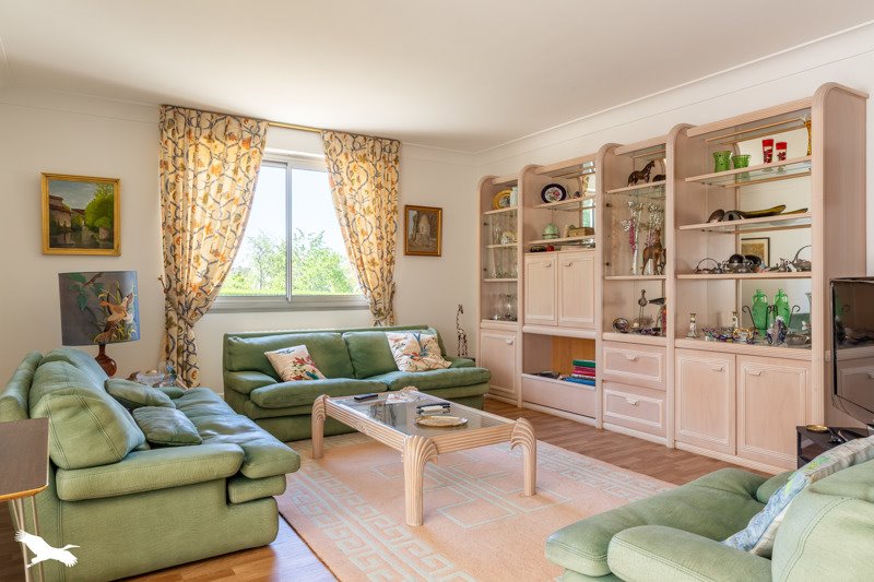 Vente Maison ST YRIEIX LA PERCHE - 10 pièces -349 m² - (87500)