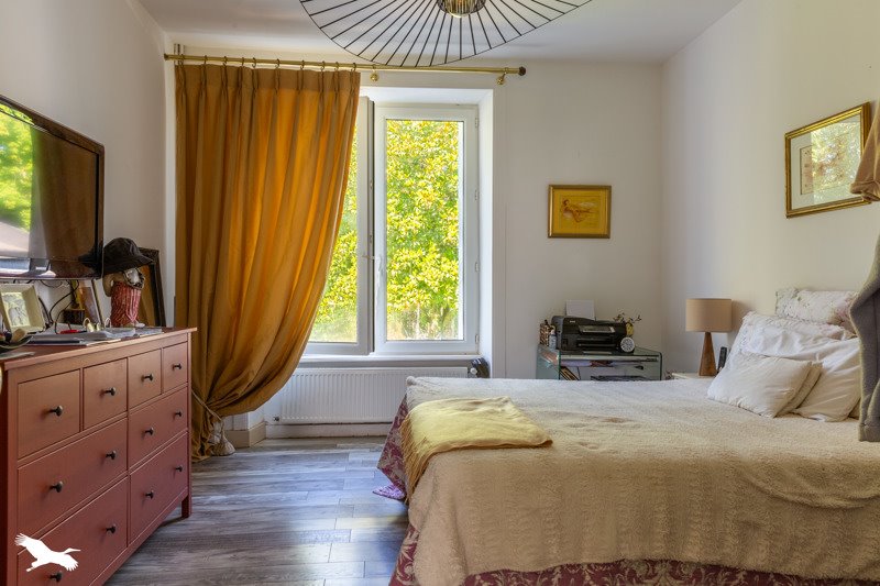 Vente Maison ST YRIEIX LA PERCHE - 6 pièces -192 m² - (87500)