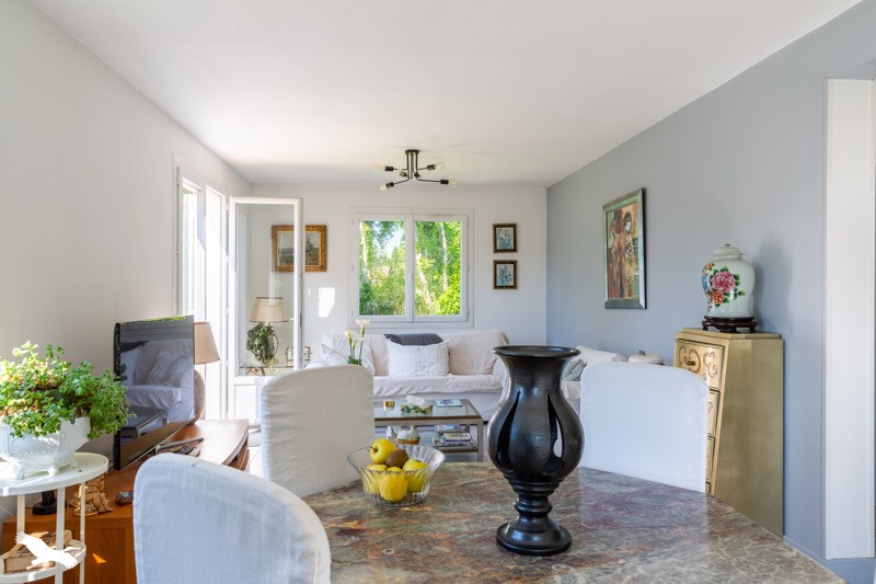 Vente Maison ST YRIEIX LA PERCHE - 6 pièces -192 m² - (87500)