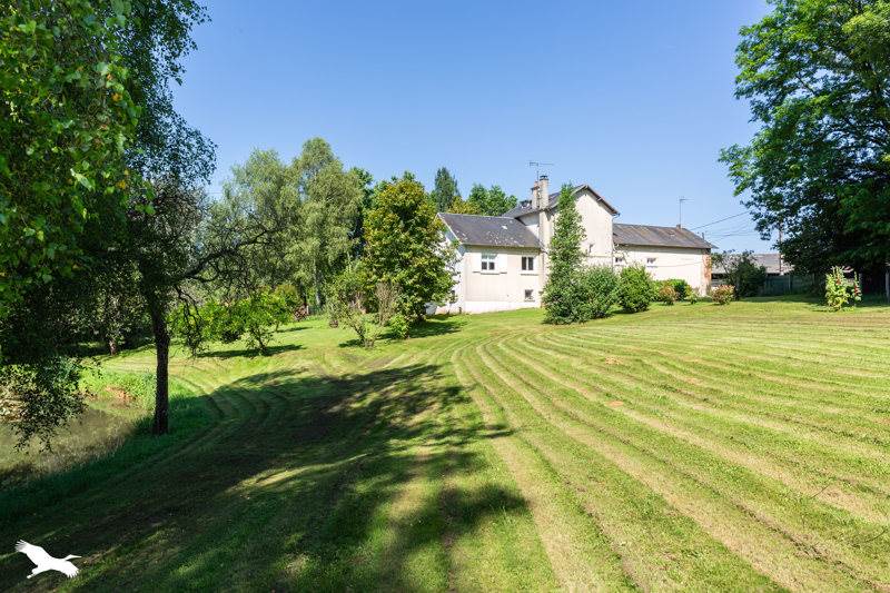 Vente Maison ST YRIEIX LA PERCHE - 6 pièces -192 m² - (87500)