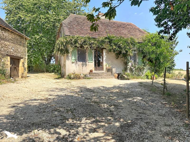 Maison 9 pièces 267 m² · à Angoisse · 267 m² · 223 650 €