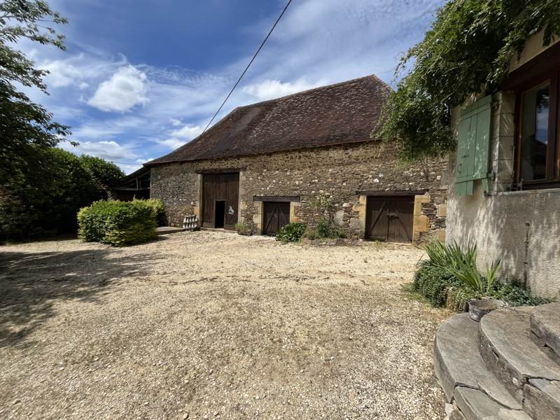 Vente Maison ANGOISSE - 9 pièces -267 m² - (24270)