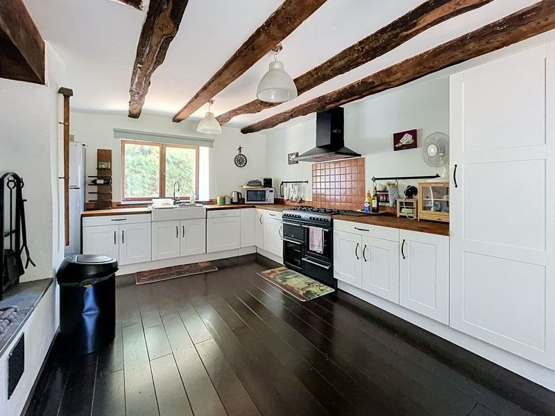 Vente Maison Saint-Priest-Ligoure - 7 pièces -210 m² - (87800)