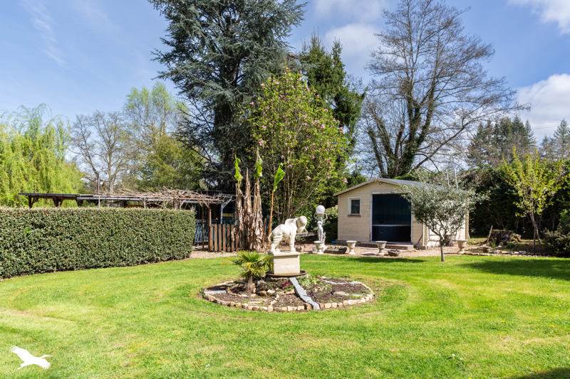 Vente Maison Sarlande - 4 pièces -186 m² - (24270)