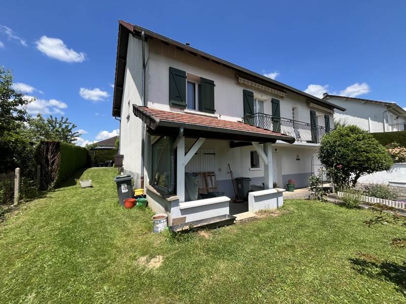Vente Maison ST YRIEIX LA PERCHE 87500 6 pièces - 131 m²