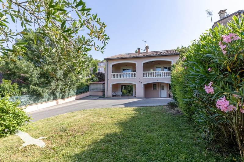 Vente Maison MONTASTRUC LA CONSEILLERE - 6 pièces -210 m² - (31380)