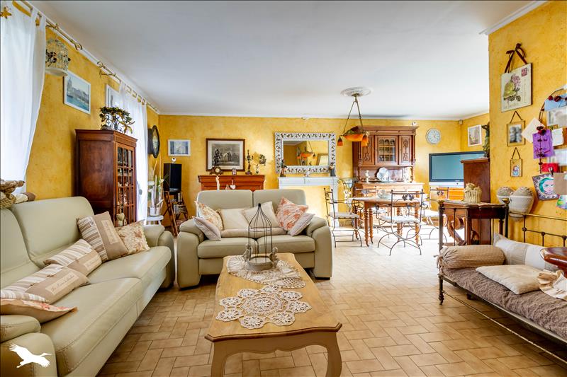 Vente Maison ECQUEVILLY - 6 pièces -120 m² - (78920)