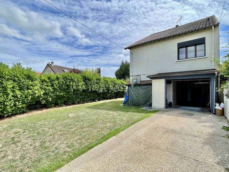 Vente Maison CHAPET - 7 pièces -143 m² - (78130)