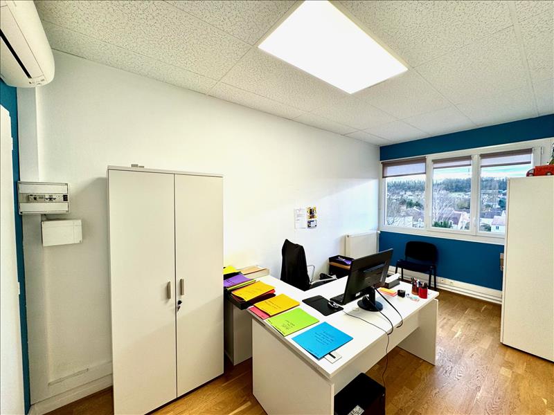 Vente Immeuble MAULE - -  185 m² - (78580)