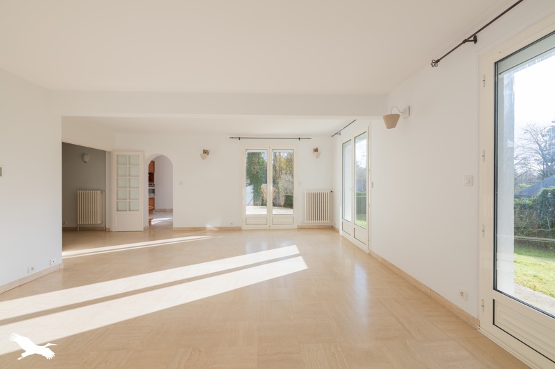 Vente Maison CRESPIERES - 6 pièces -156 m² - (78121)
