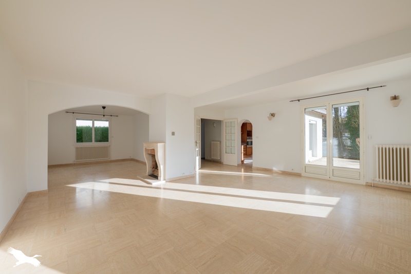 Vente Maison CRESPIERES - 6 pièces -156 m² - (78121)