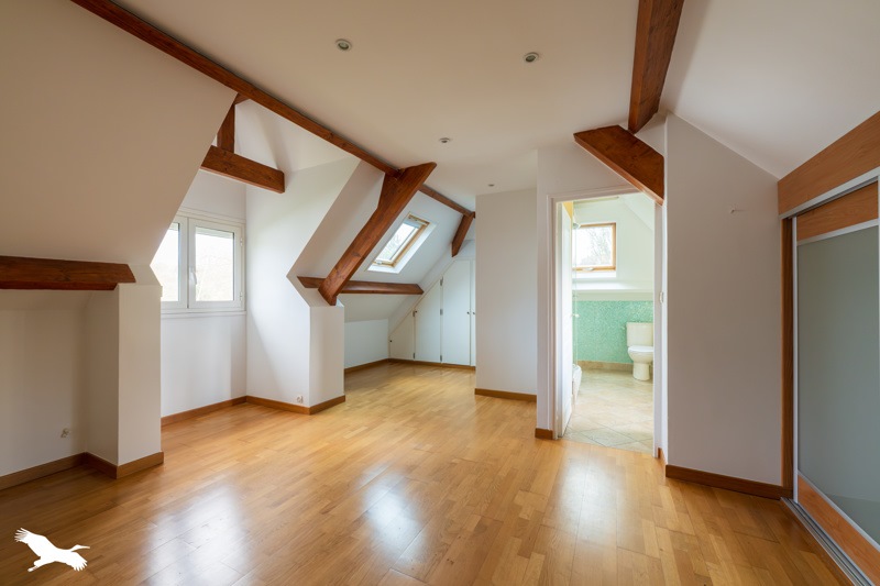 Vente Maison CRESPIERES - 6 pièces -156 m² - (78121)