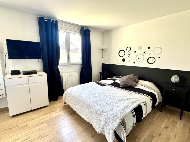Vente Maison MORAINVILLIERS - 6 pièces -153 m² - (78630)