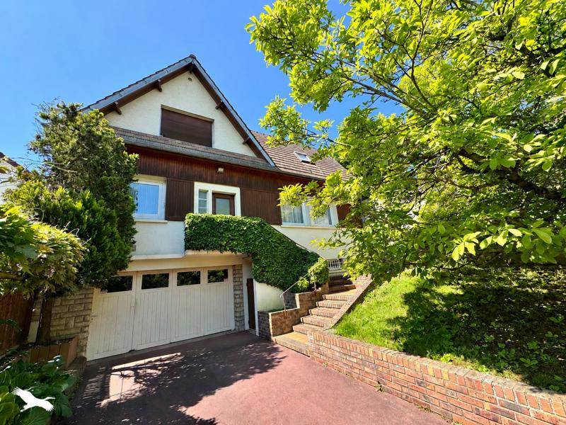 Vente Maison ORGEVAL - 7 pièces -179 m² - (78630)
