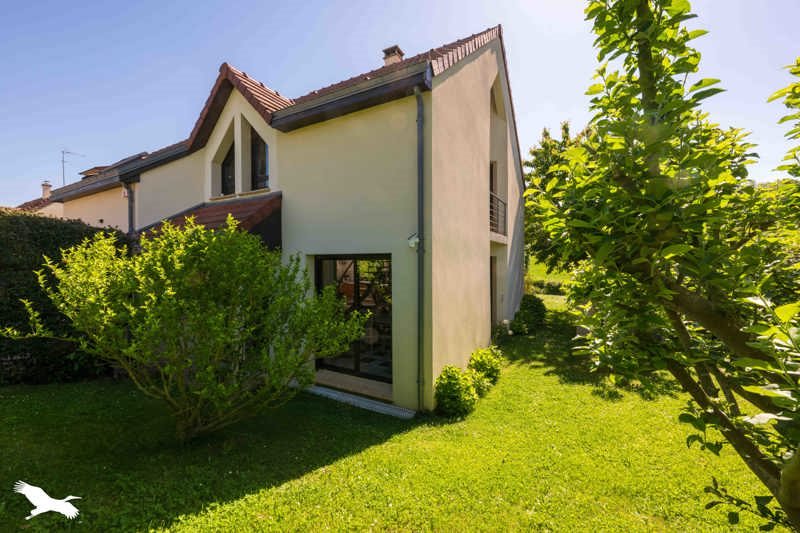 Vente Maison CRESPIERES - 7 pièces -155 m² - (78121)