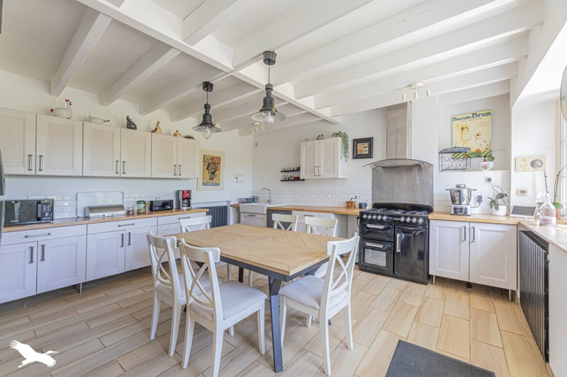 Vente Maison AVRILLE LES PONCEAUX - 6 pièces -119 m² - (37340)