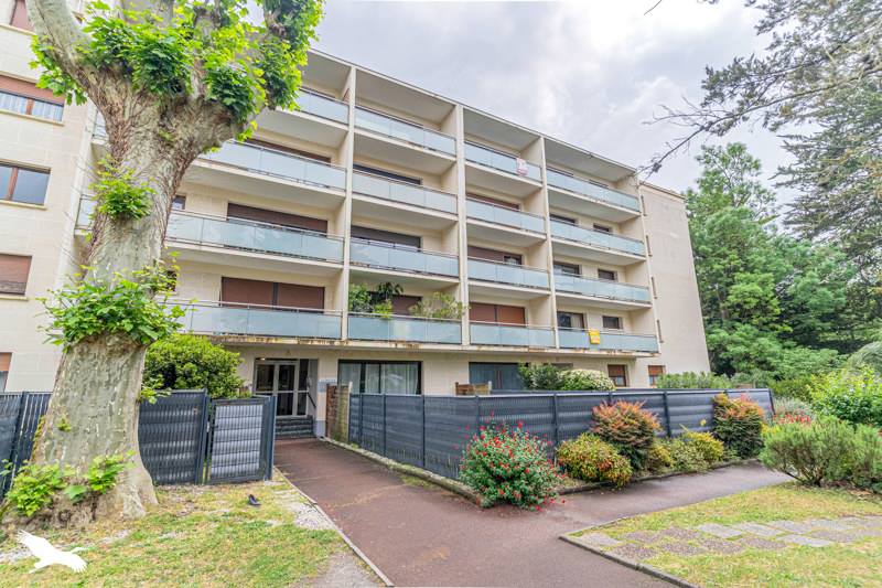 Vente Appartement TALENCE - 2 pièces -45 m² - (33400)