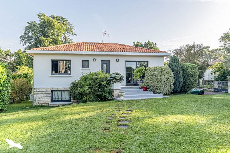 Vente Maison TALENCE - 6 pièces -175 m² - (33400)