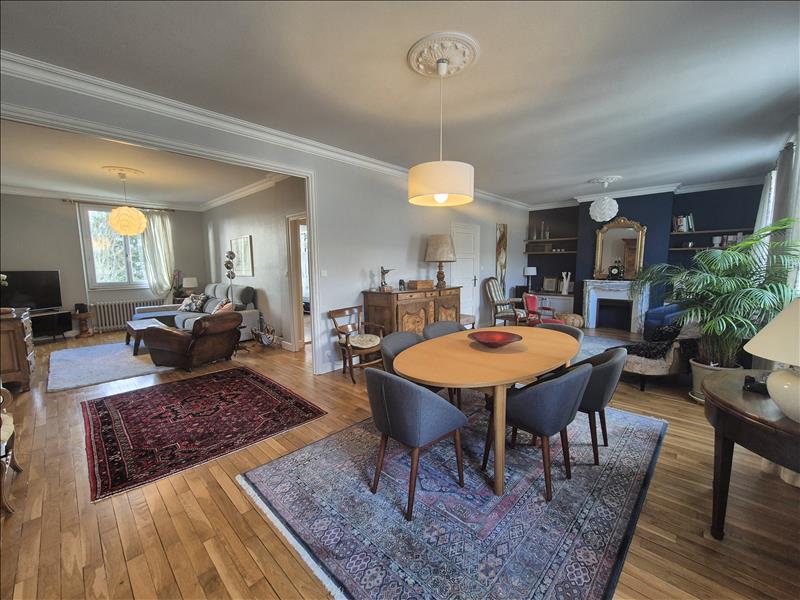 Vente Appartement NERIS LES BAINS - 8 pièces -194 m² - (03310)