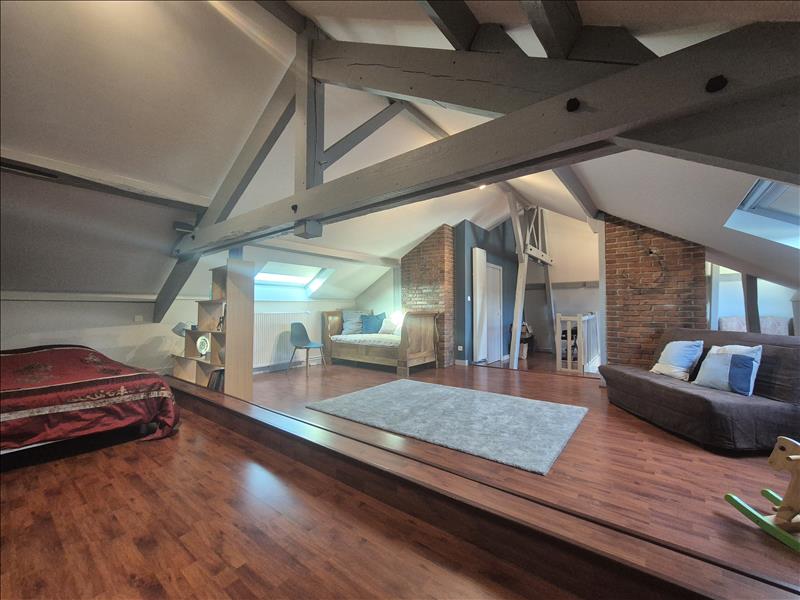Vente Appartement NERIS LES BAINS - 8 pièces -194 m² - (03310)